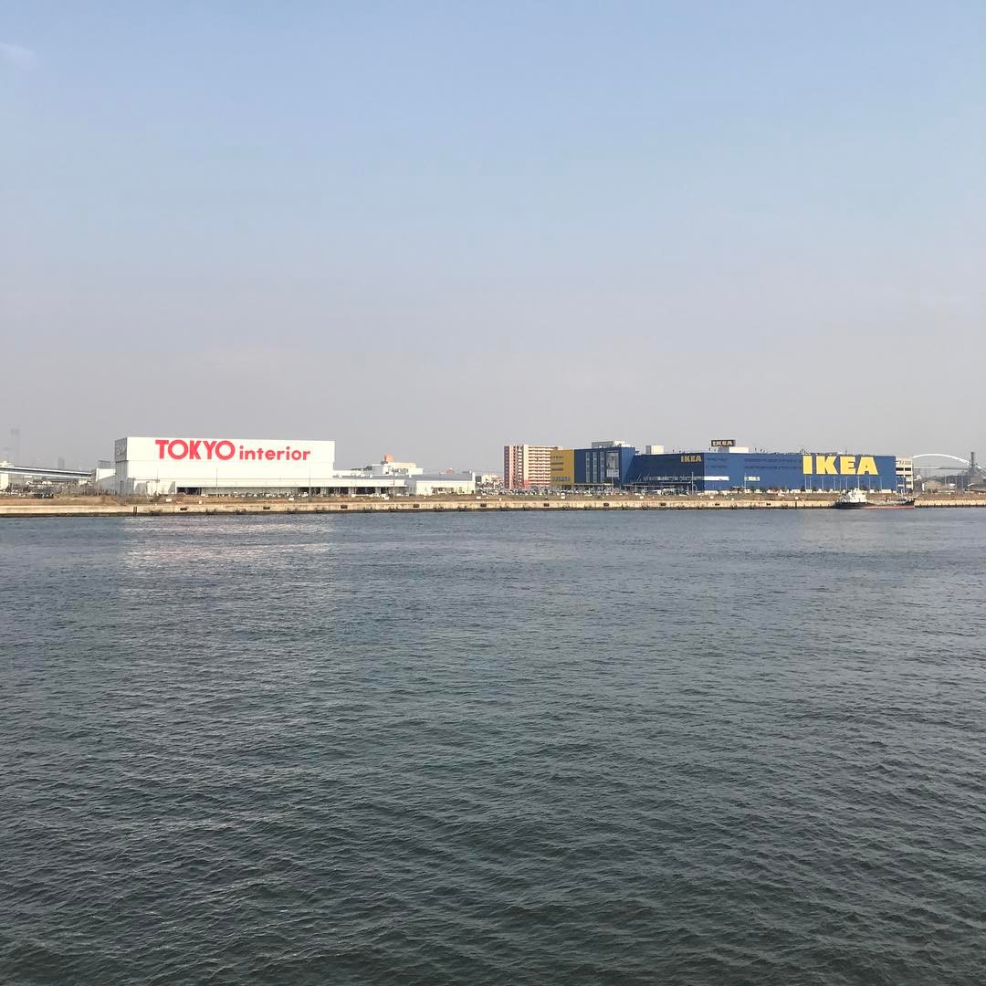 IKEA鶴浜と東京インテリア家具大阪本店