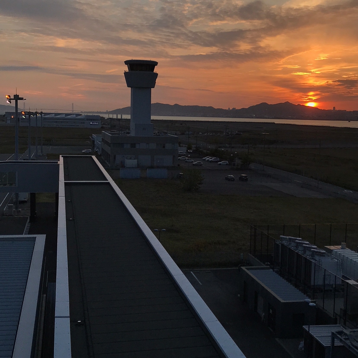 夕日と明石海峡大橋