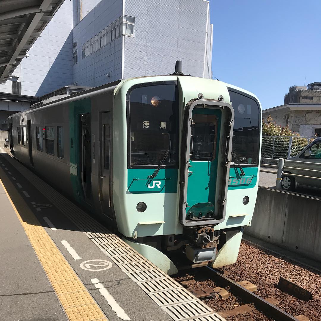 高徳線