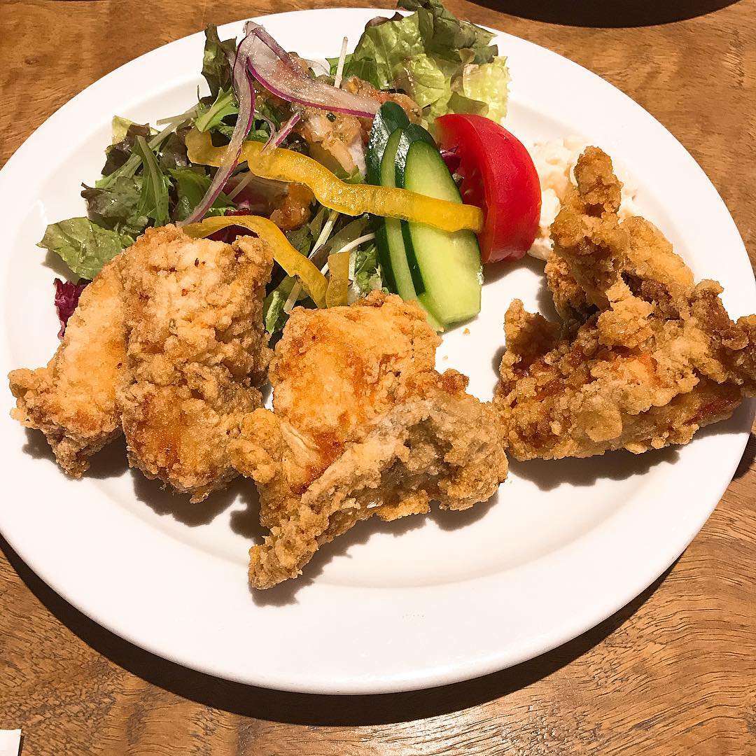ニューミュンヘンの唐揚ランチ