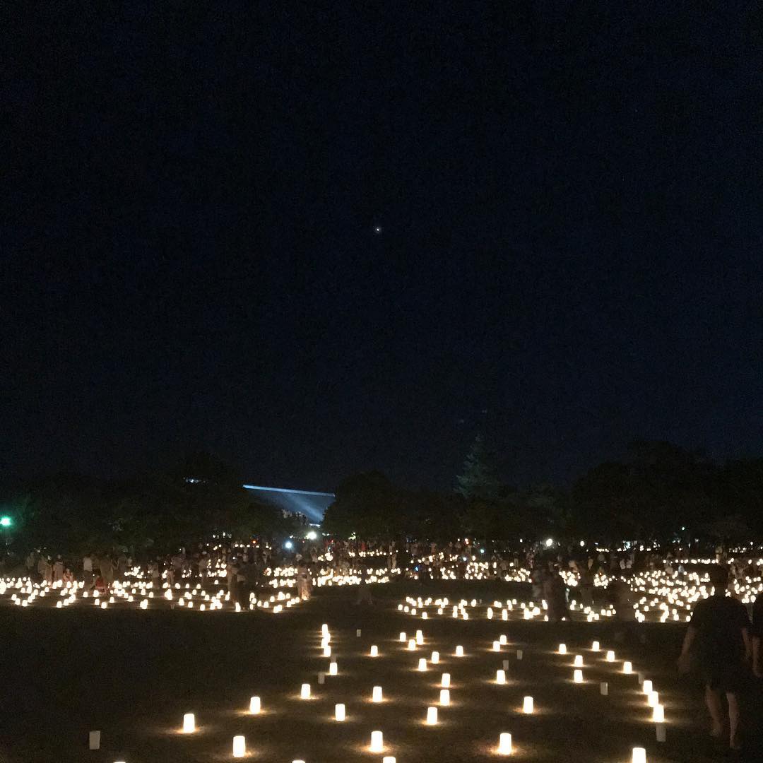 奈良公園の灯りと火星