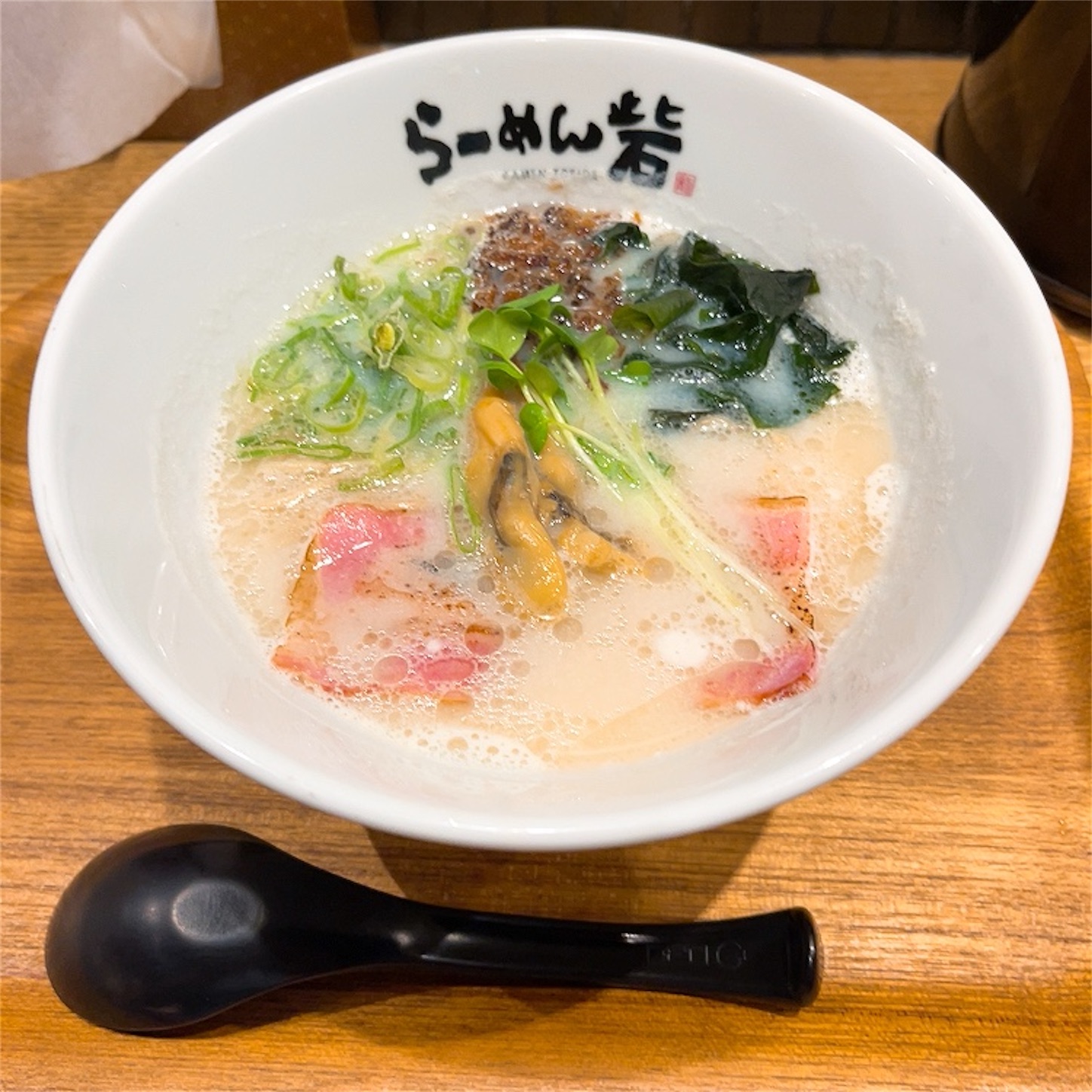 元祖貝白湯拉麺砦