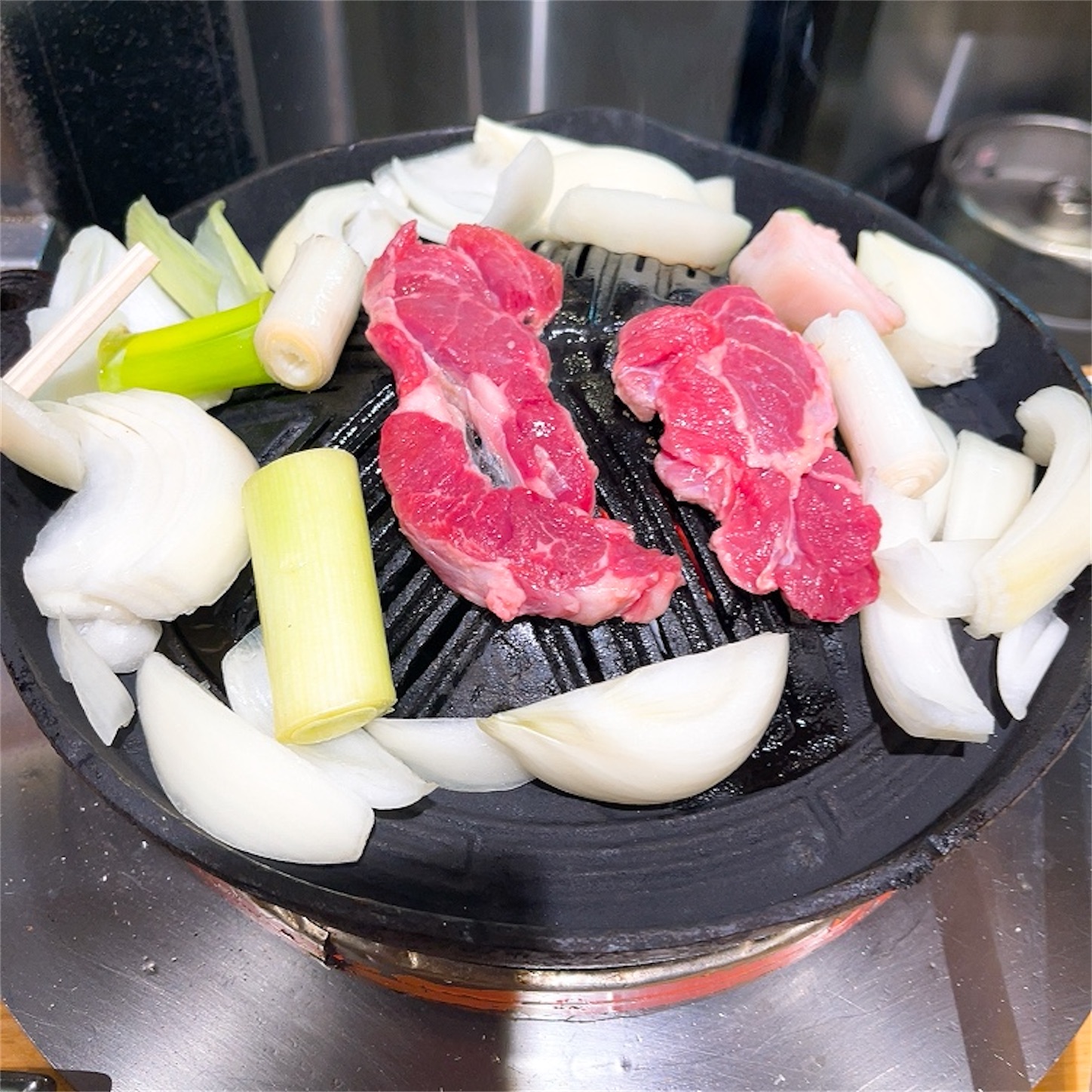 ジンギスカン鍋 ジンギスカン鍋