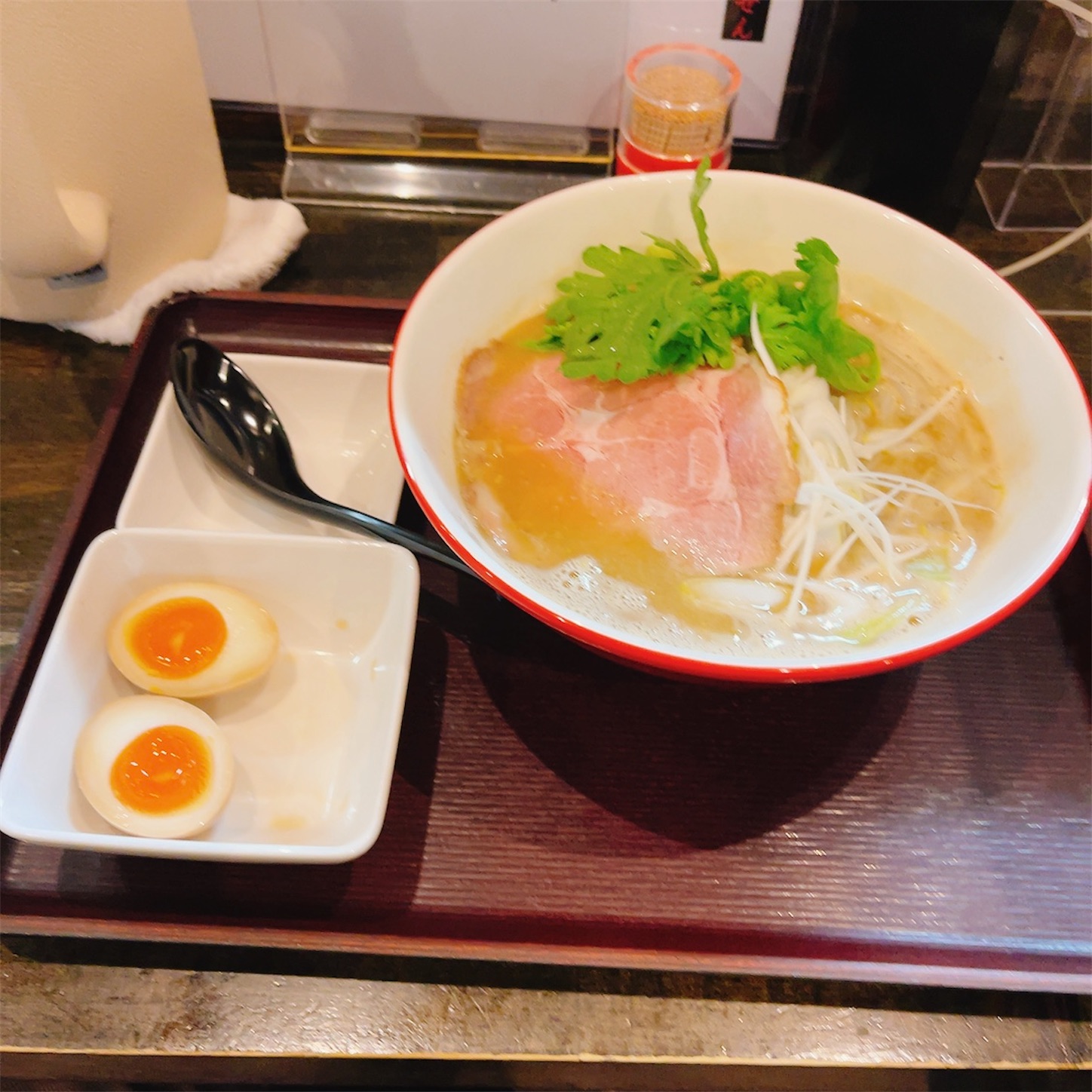 麺屋彩々の味噌らーめん味付たまごトッピング 麺屋彩々の味噌らーめん味付たまごトッピング