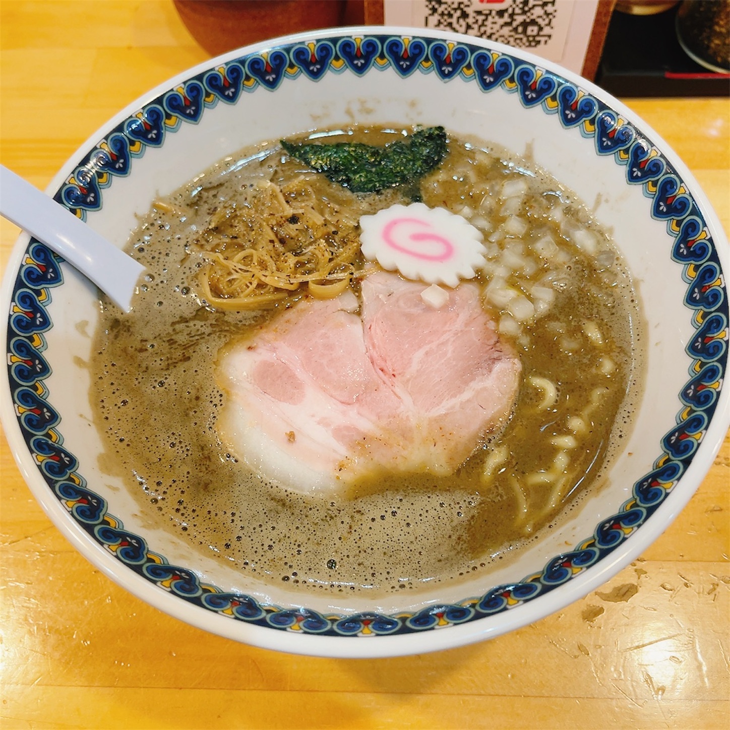 らーめんセンタートミオの濃厚煮干し中華そば らーめんセンタートミオの濃厚煮干し中華そば