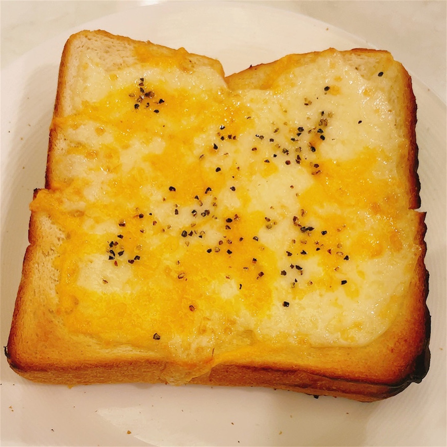 英國屋のチーズトースト