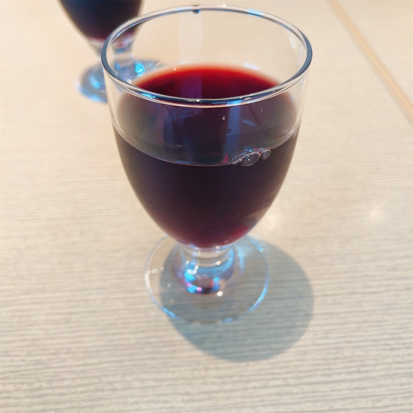 ソラーレ・ドーノのグラスワイン