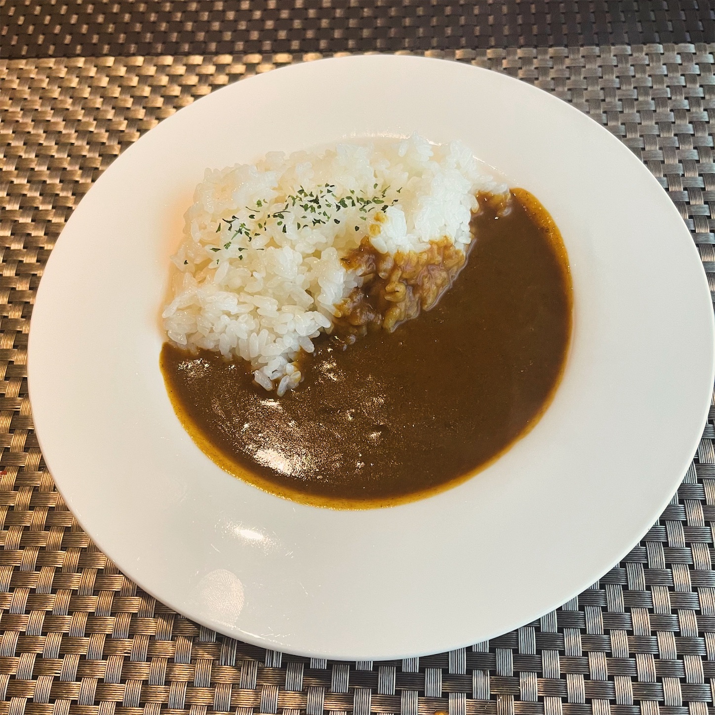 グリルKISSHOのスパイシーミニカレー