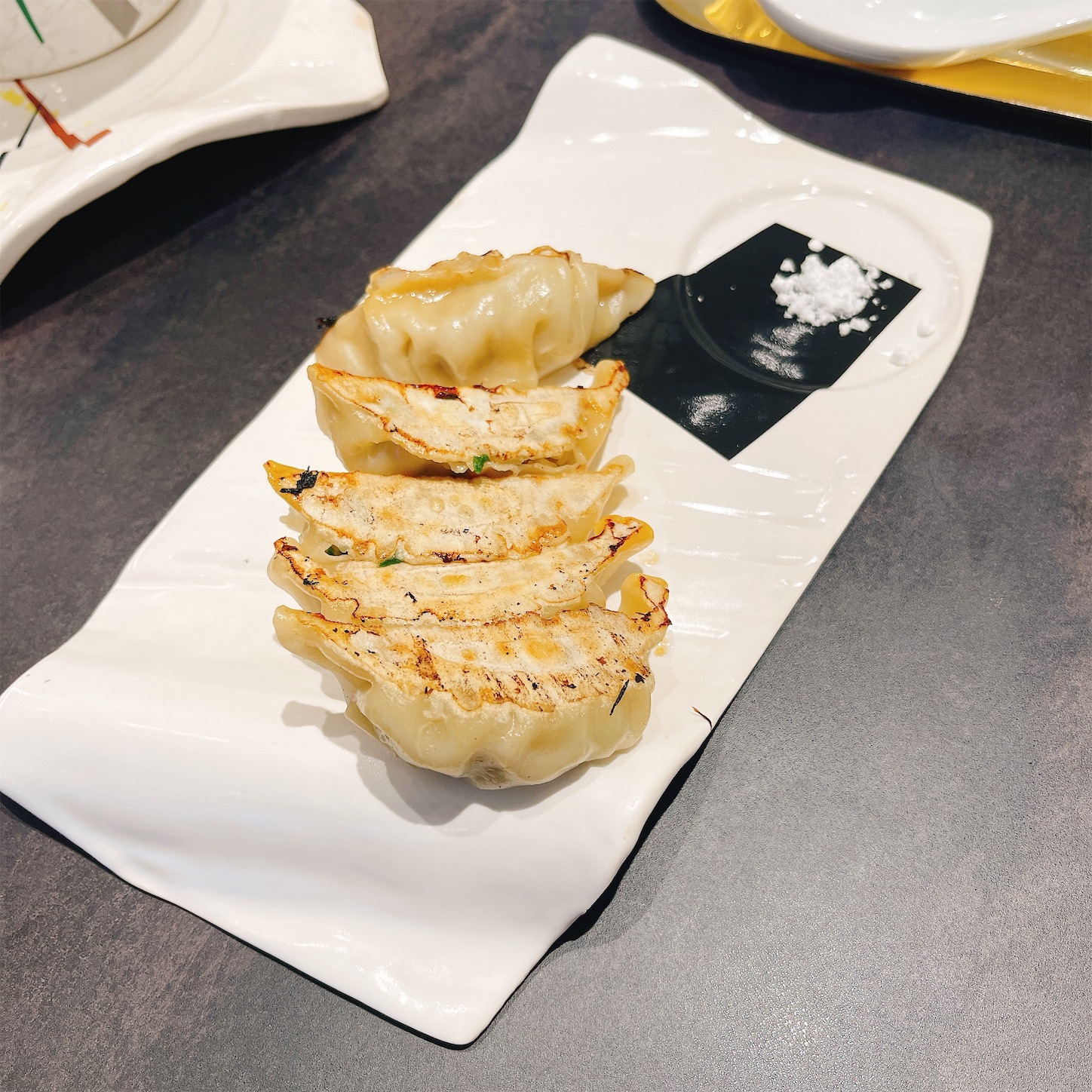 アベノ餃子