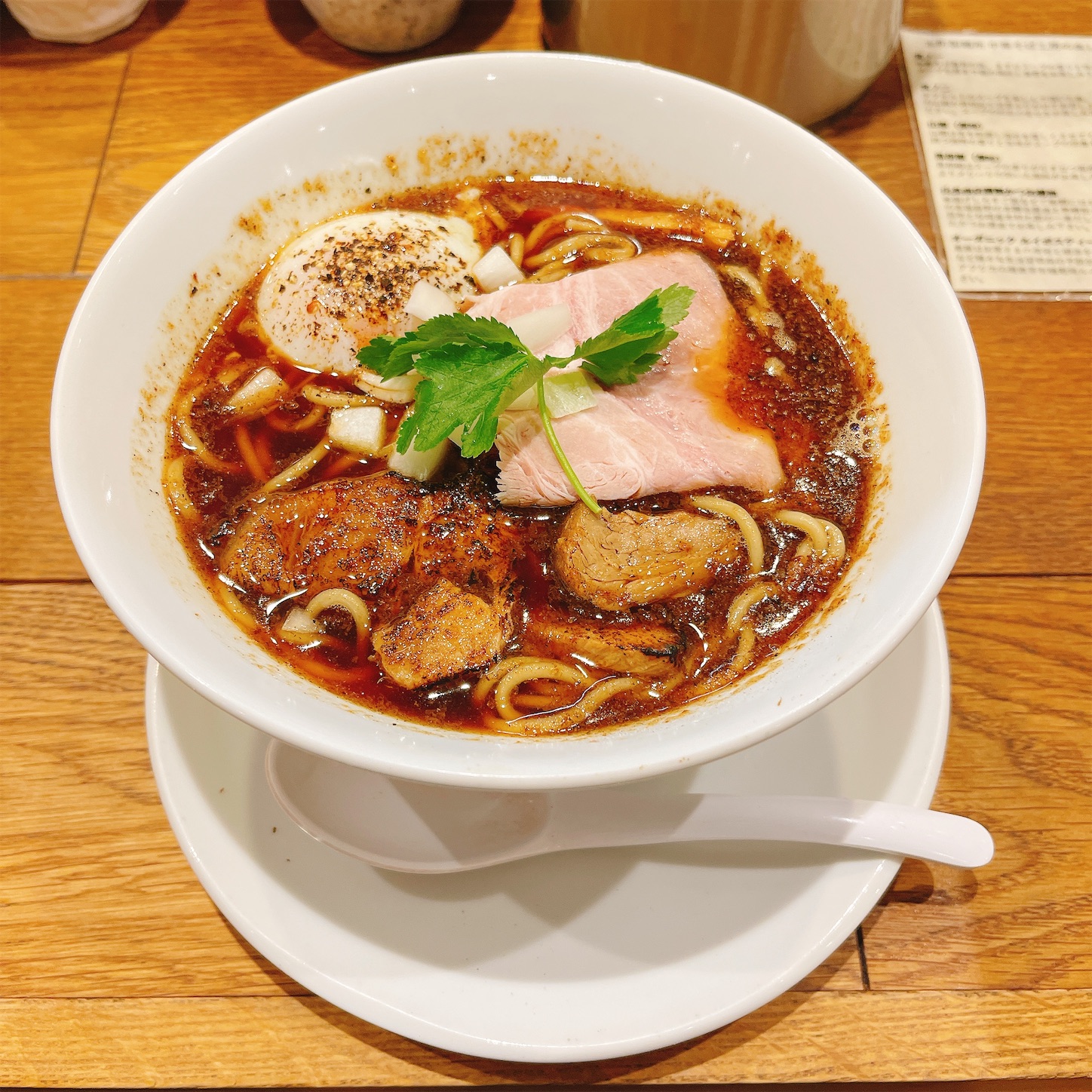 本町製麺所中華そば工房の黒の中華そば