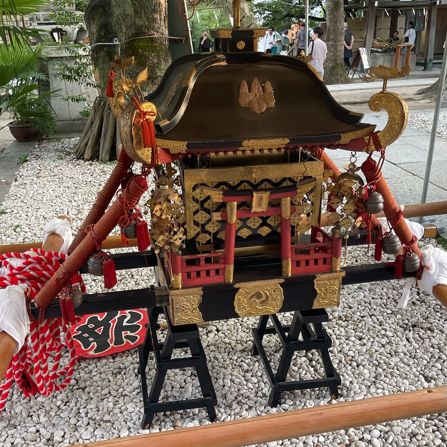 高津宮の御神輿 高津宮の御神輿