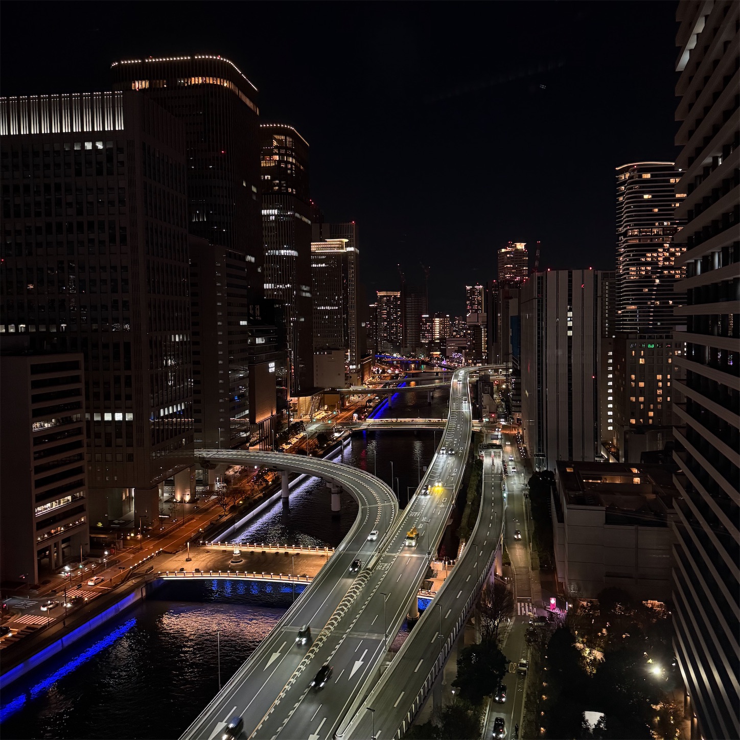 WowUsから見たフェスティバルタワー