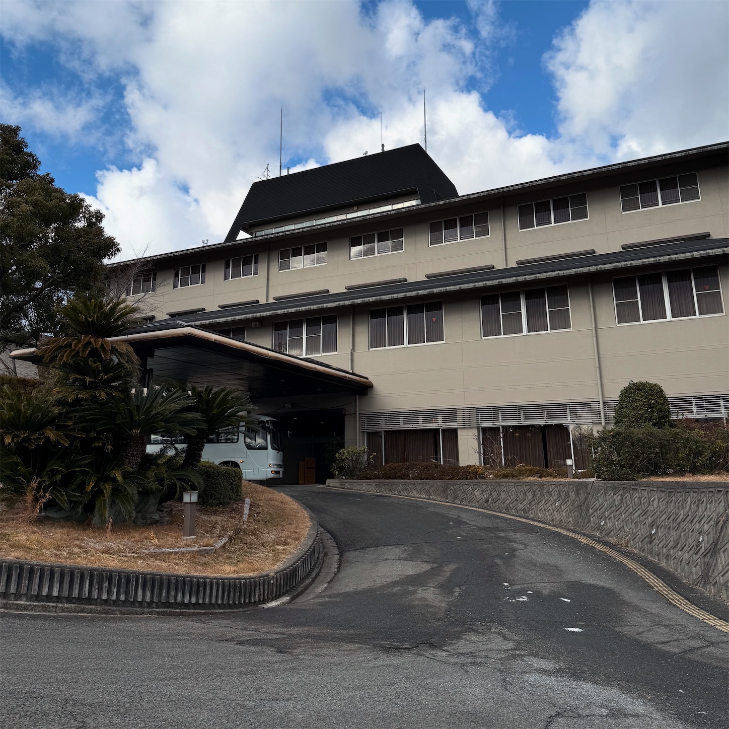 亀の井ホテル富田林