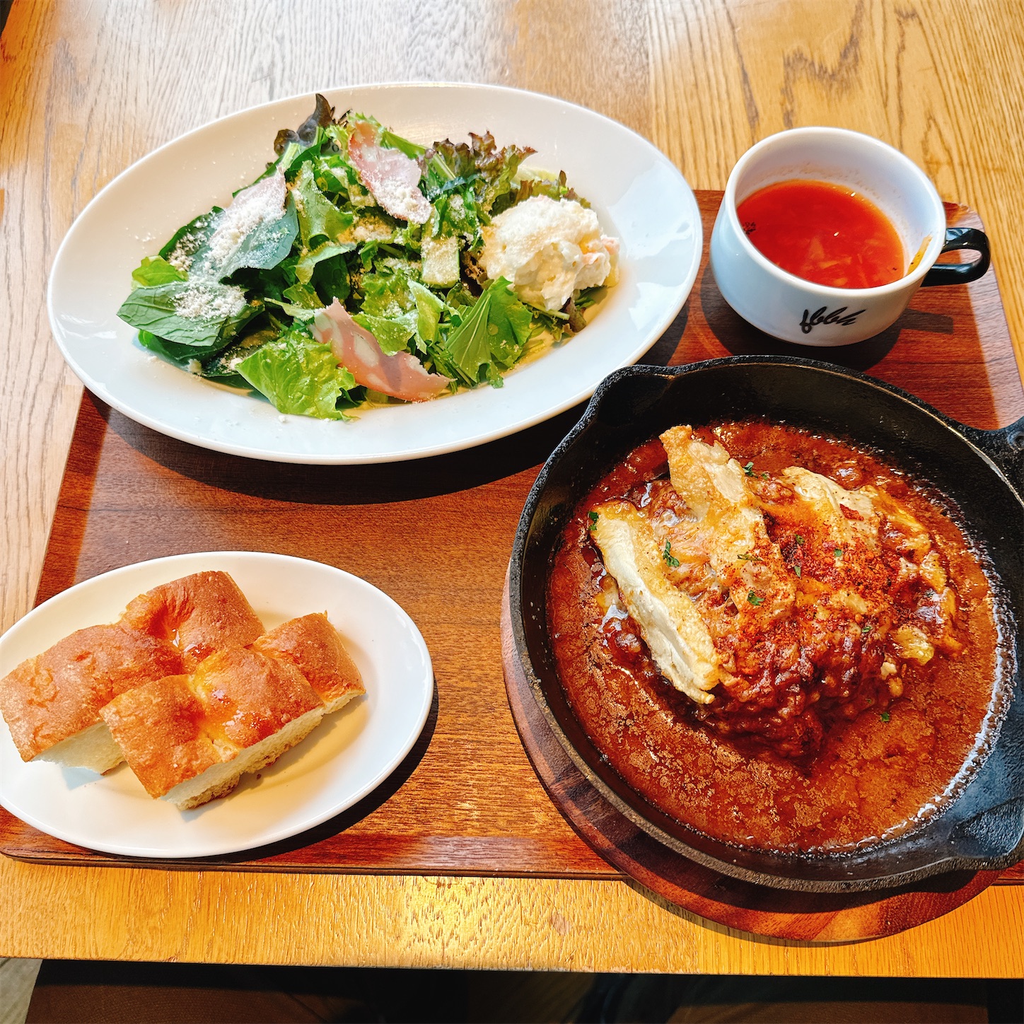 石窯焼きチキンのチーズカレー