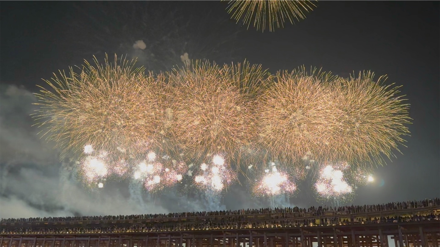 大阪・関西万博の花火