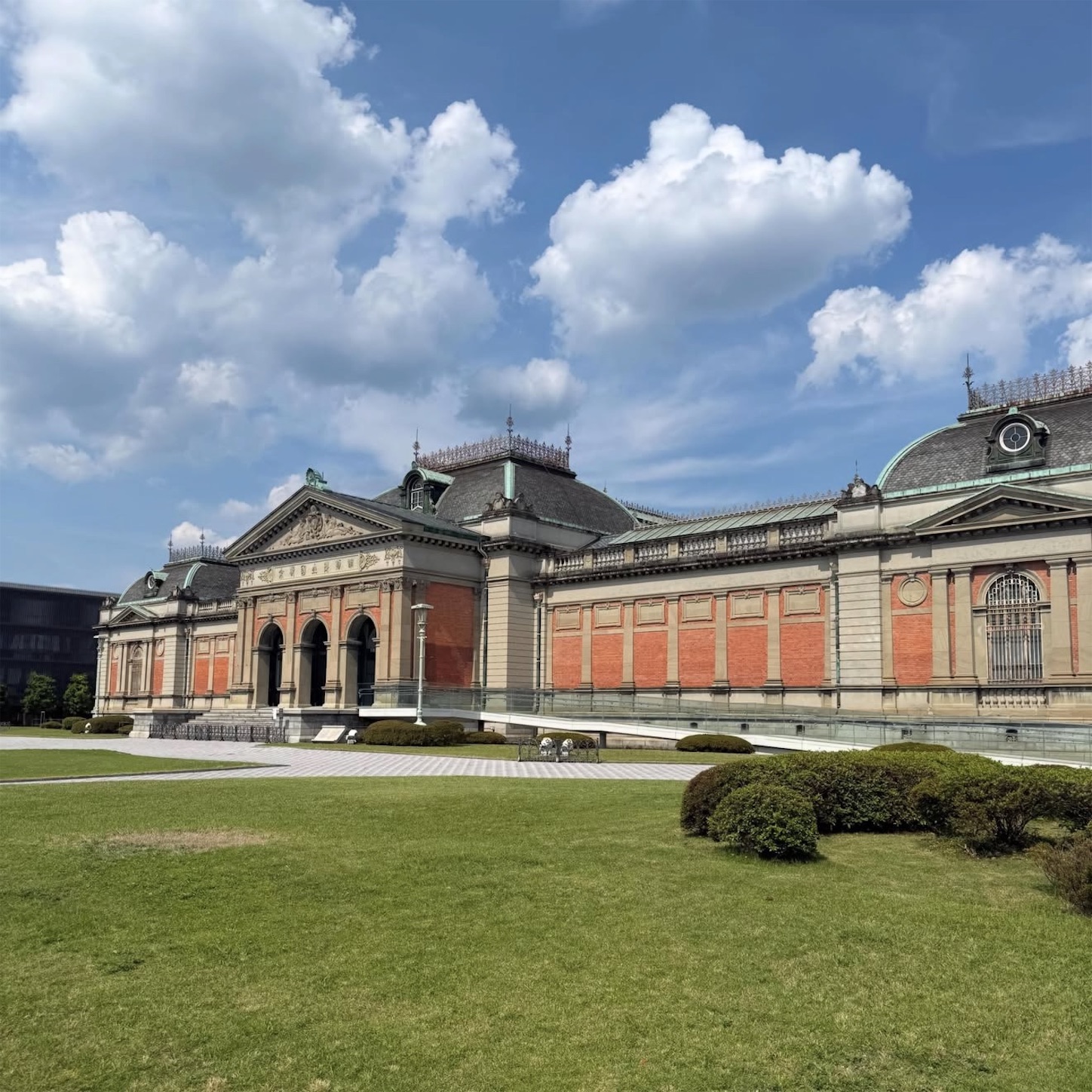京都国立博物館明治古都館