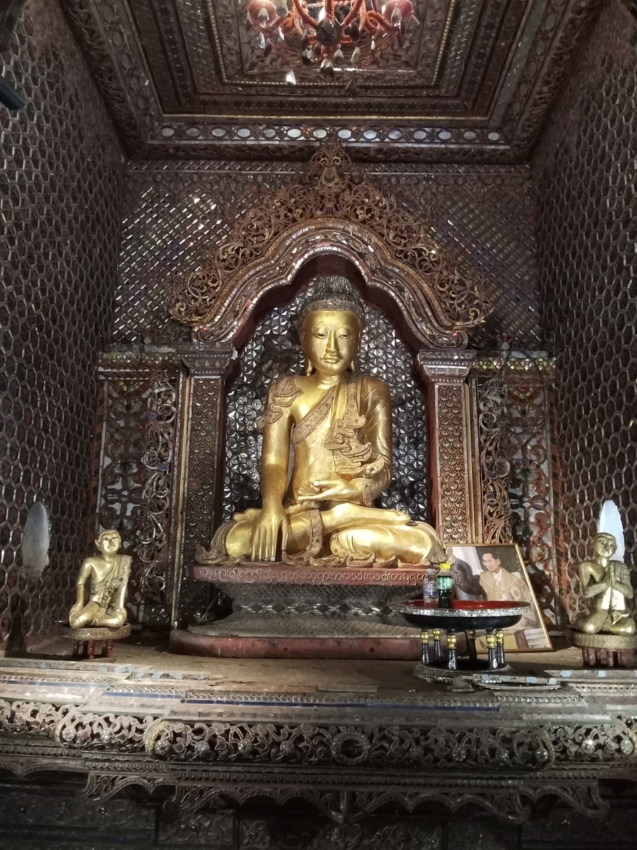 ランパーンから天空の寺院、ワット・チャルームプラキアットへ行ってき