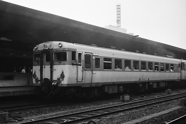 昭和40年代前半の鉄道写真（64・中央西線電化の記録③） - ヤンマ
