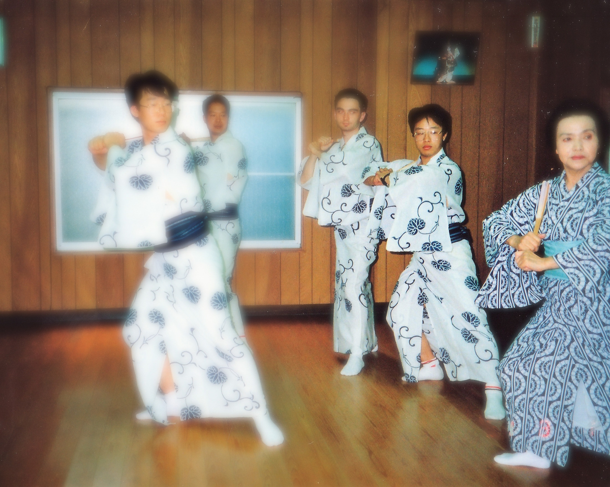 徐言偉、中国武術と日本舞踊を習う