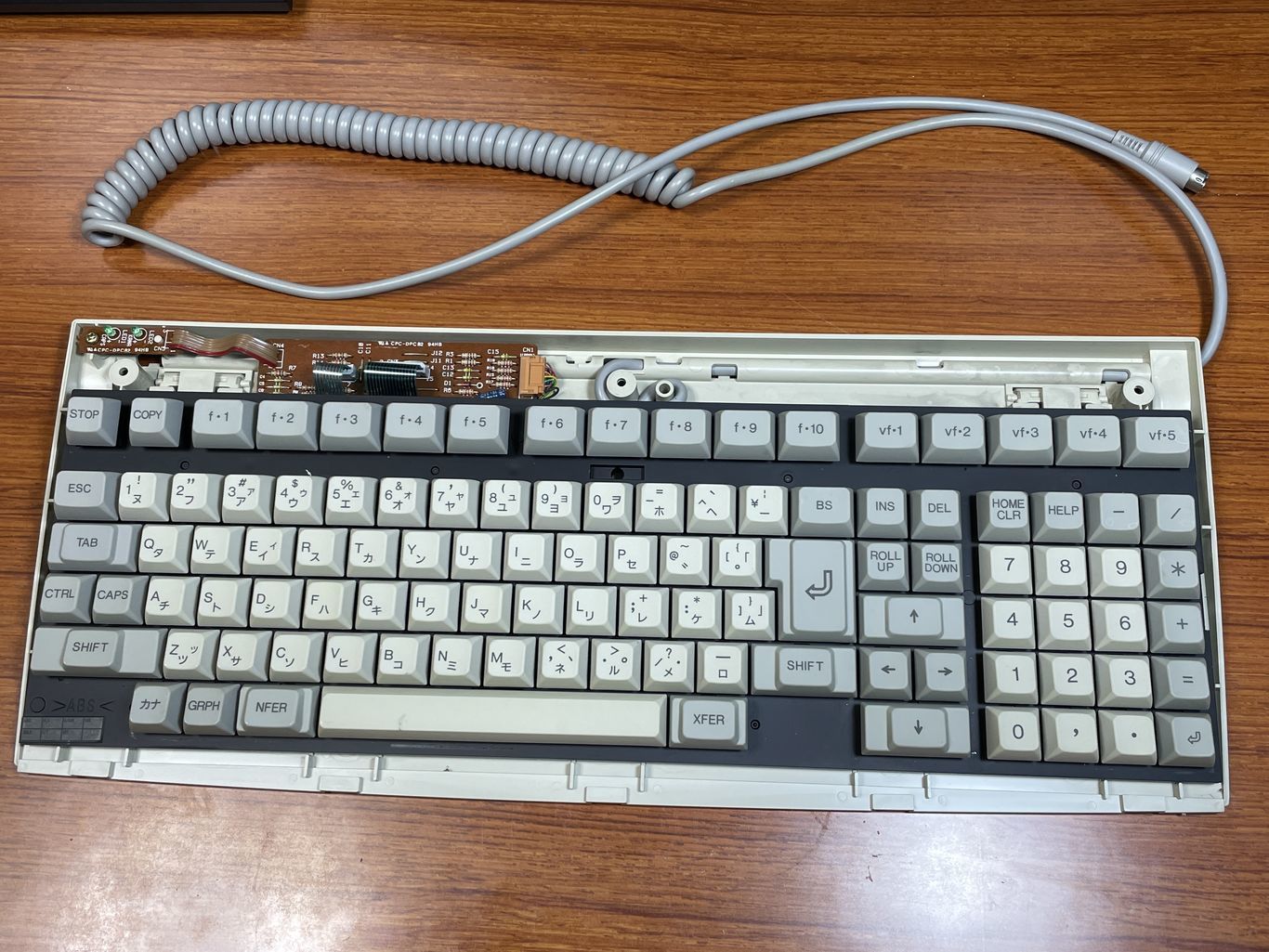 PC98キーボードを分解する - PokuG stdio.h