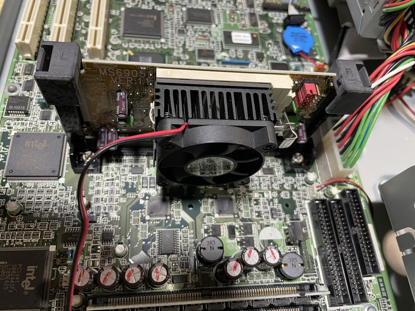 PC-9800シリーズ最後のデスクトップ PC-9821Ra43 - PokuG stdio.h