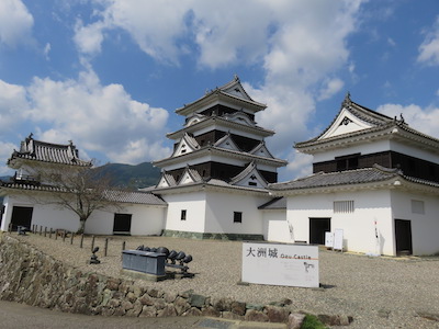 f:id:yasmee:20201009142854j:plain:left