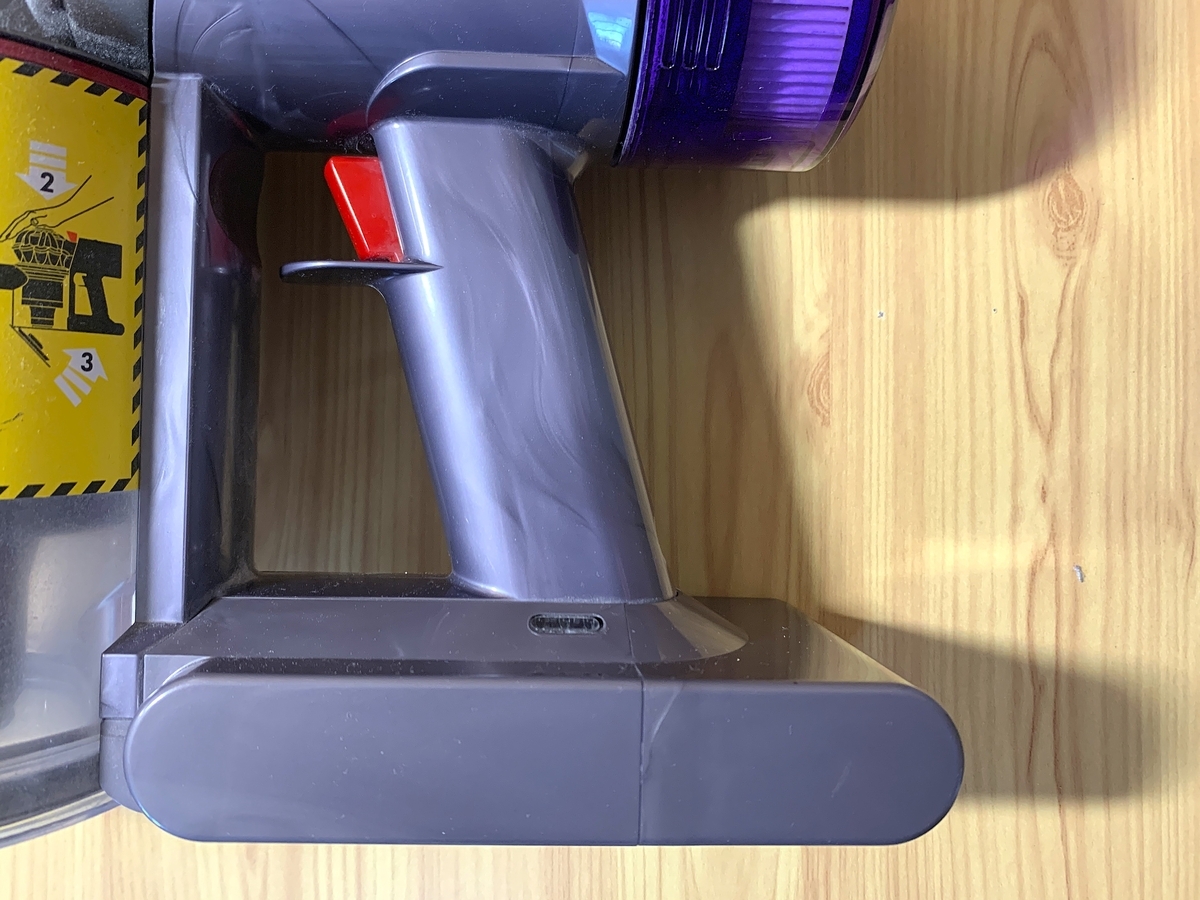 ダイソン掃除機のバッテリー交換をやってみた - ずっとこの空の下で2