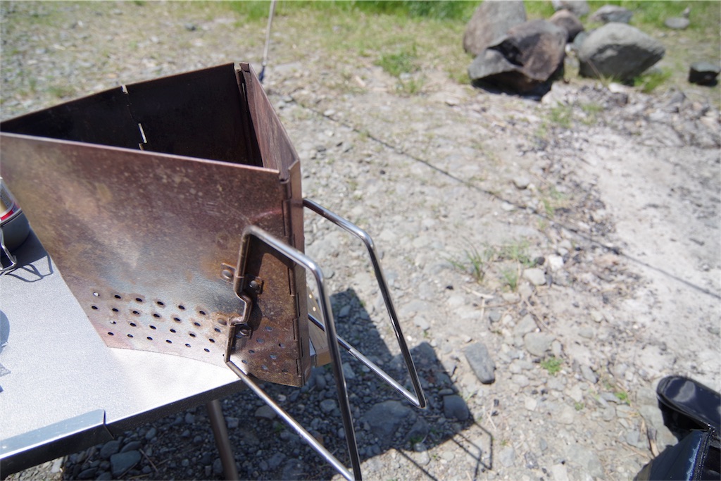 超簡単火起こし ユニフレームのチャコスタで楽々bbqを楽しもう 使用レビュー 口コミ キャンプの神様