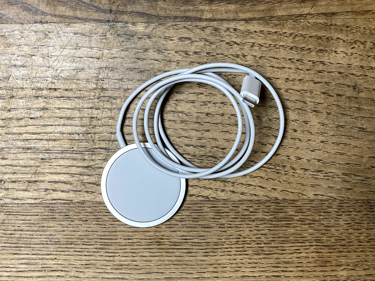 メルカリで【Apple MagSafe充電器】を購入。商品到着時の梱包