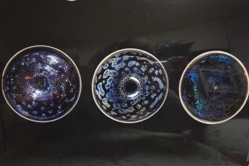 国宝‼️曜変天目茶碗 虹色の光沢 開幕直前情報】国宝「曜変天目」三碗