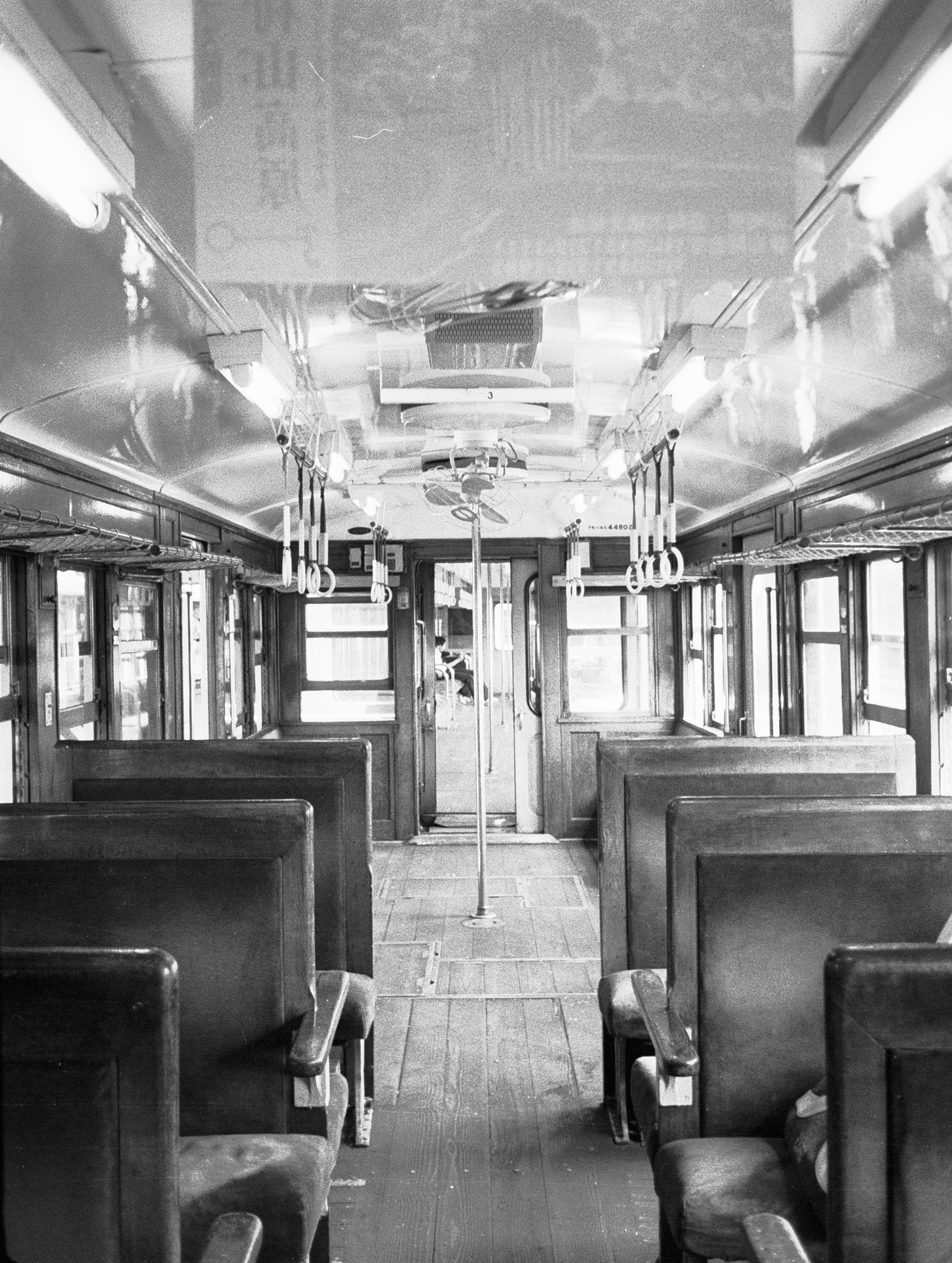 国鉄番号板クモハ１００−１３５掘り字 鉄コレ】101系 - NEW CHIBA TRAIN NET