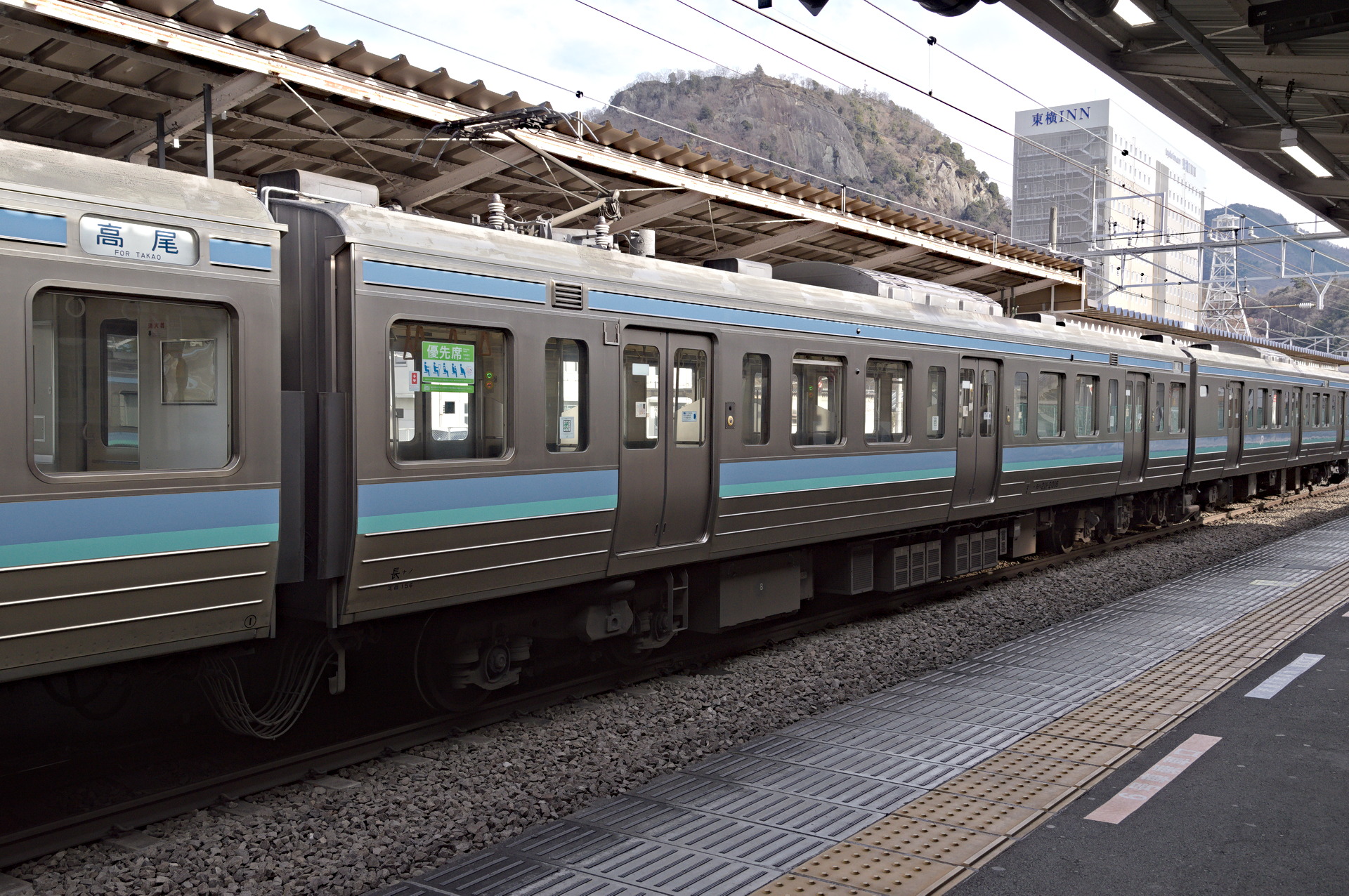 中央東線 211系 日常の記録: クハ211-2013 他 (N610編成) - 省型旧形