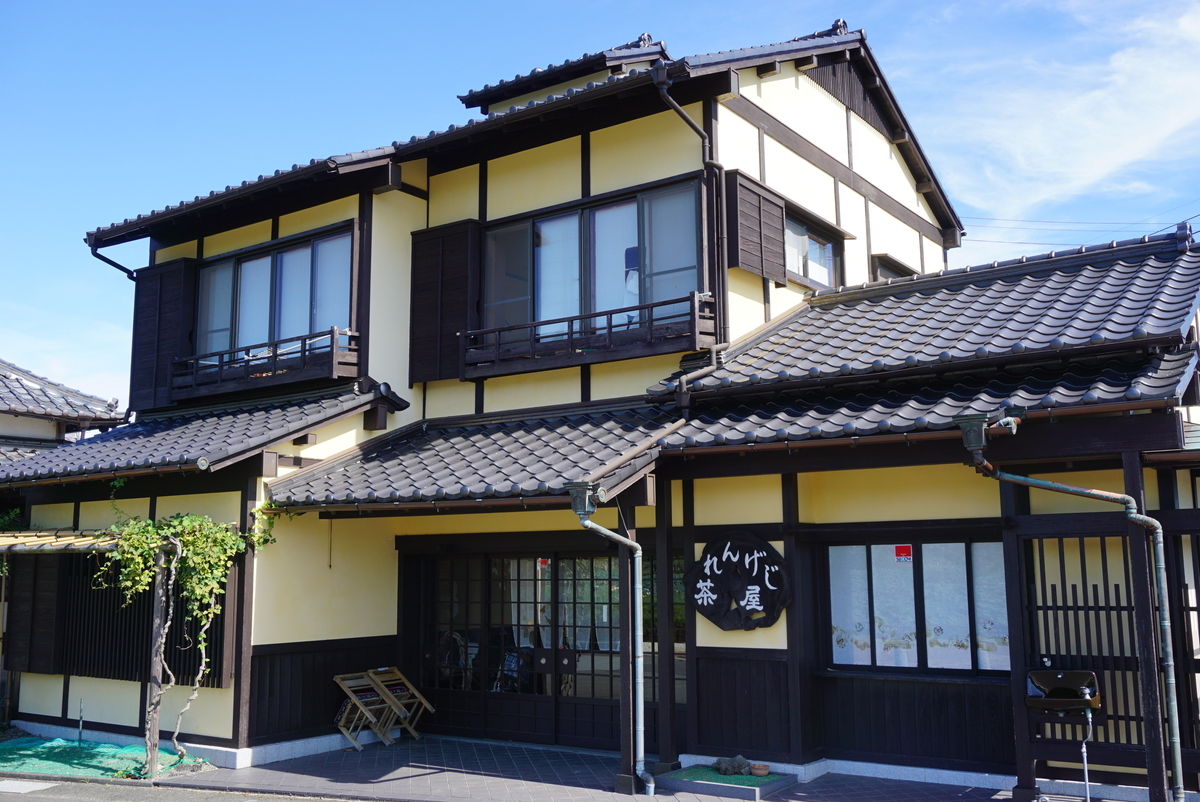 f:id:yatablog:20191104134840j:plain f:id:yatablog:20191104134840j:plain