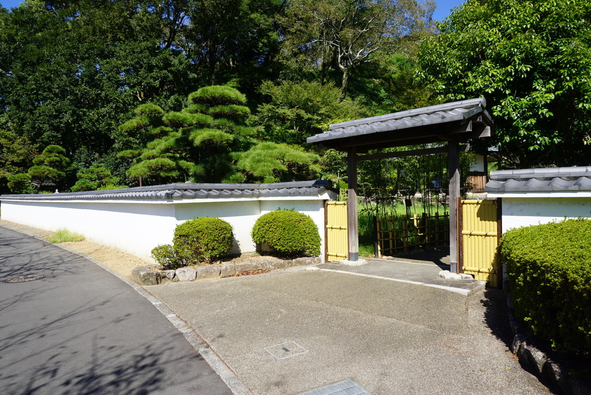 f:id:yatablog:20191104140303j:plain f:id:yatablog:20191104140303j:plain