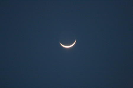 個別「旧暦、三月三日の「三日月さま」（18：39）」の写真、画像