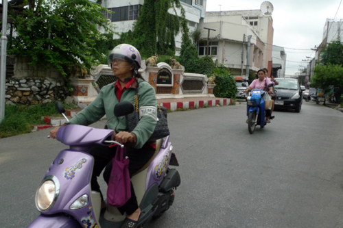 チェンマイのバイク乗り