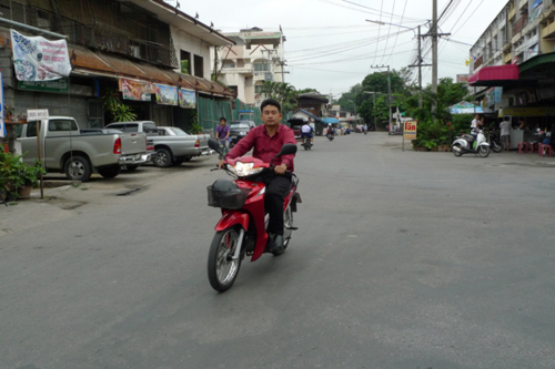 チェンマイのバイク乗り