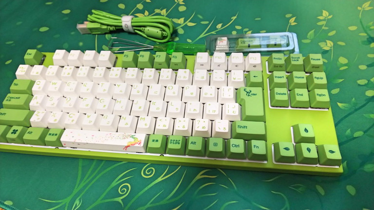 可愛いVARMILOのキーボードを買ったよ - シロノログ