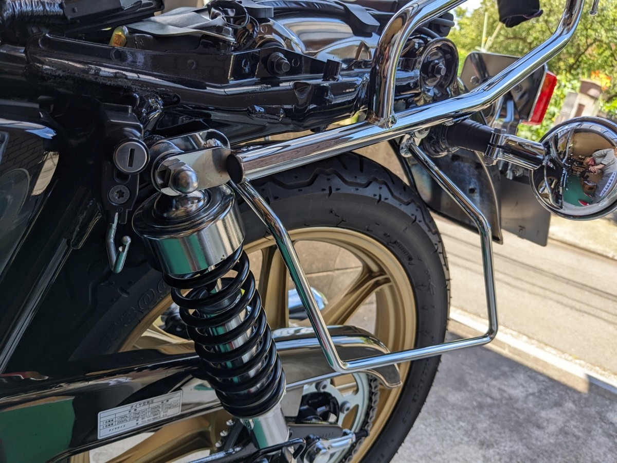 SR400: 北海道ツーリングの準備を始めよう: バッグサポート - 文書生活