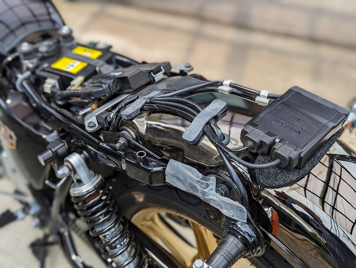 SR400: ウィンカーを交換する - 文書生活 : TEXT LIFE