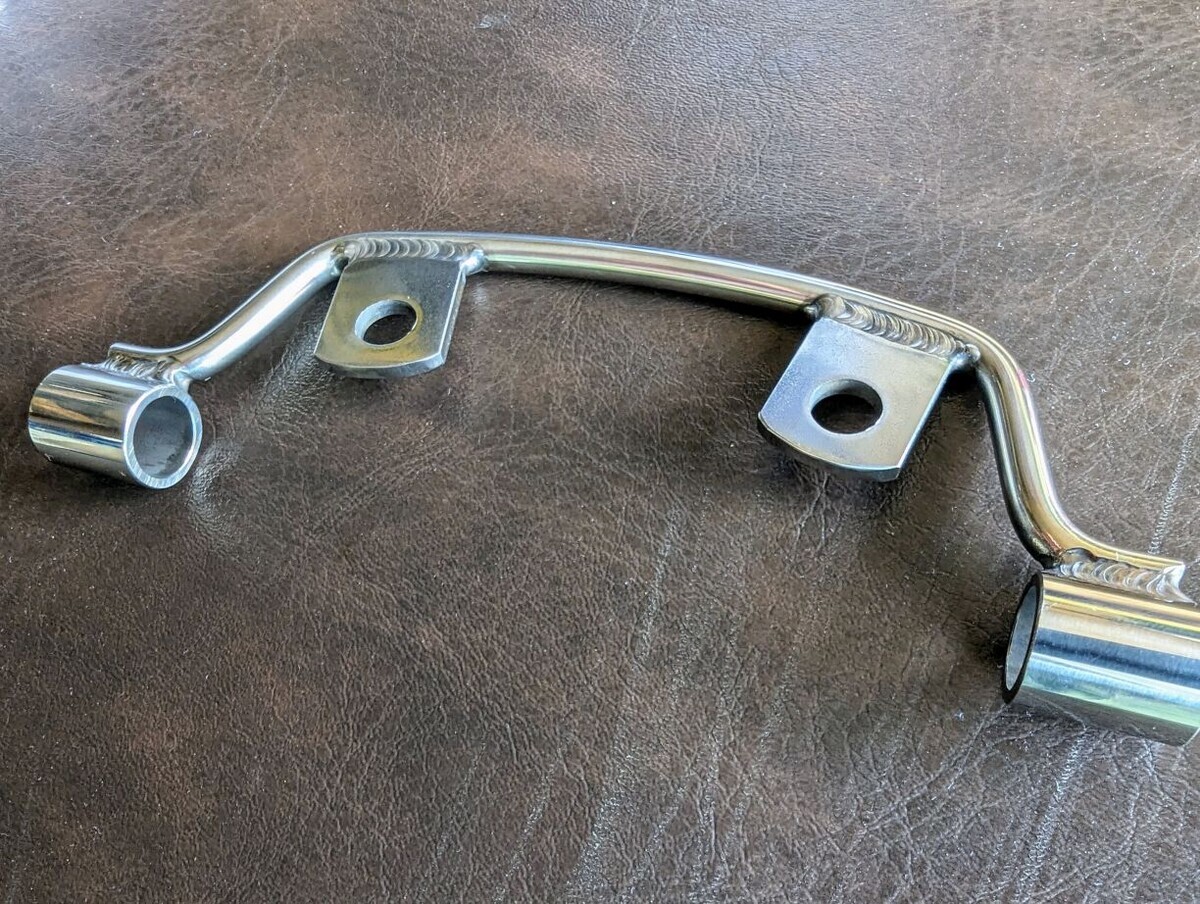 SR400: 元旦から計画性も無くリアウィンカー移設を始める - 文書生活