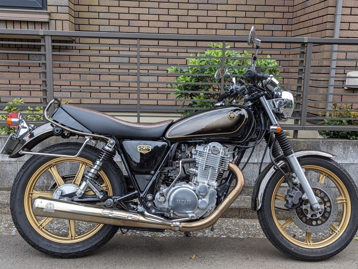 ヤマハ SR400 K&H テールホップダブルシート ファイナル