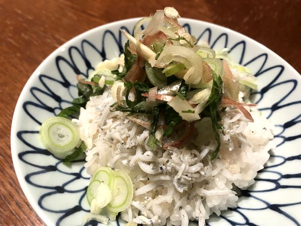 薬味多めの冷やし茶漬け f:id:yentame_02:20180227111908j:plain
