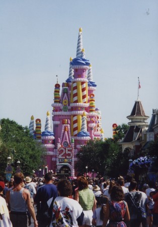 ウォールトディズニーワールド25周年 ｙｅｌｌｏｗｈａｍｍｅｒｓｔｒｉｎｇｓ