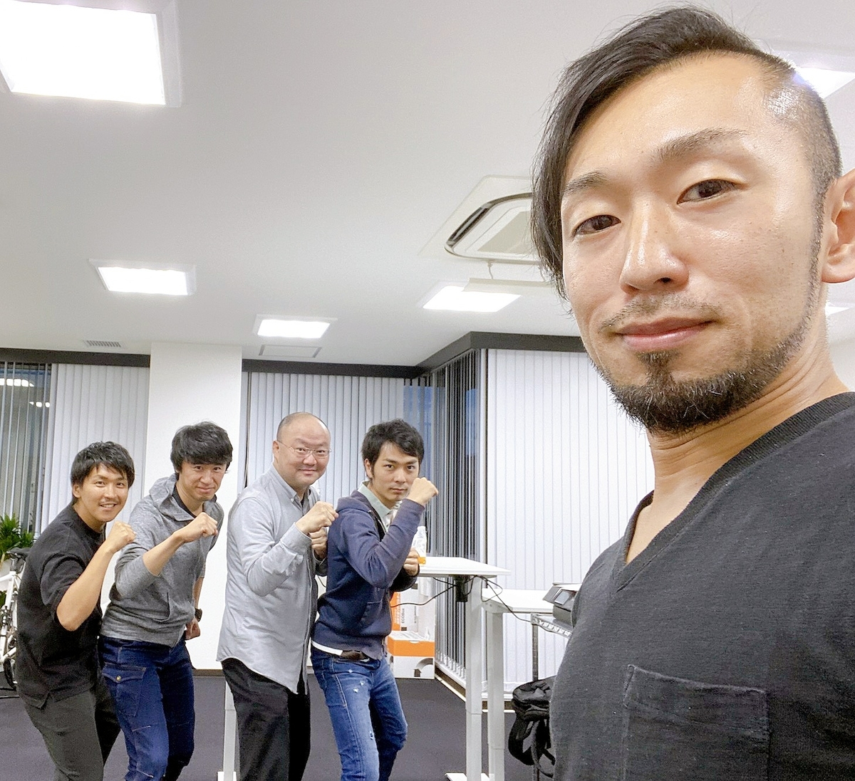 グロース戦隊の方々です