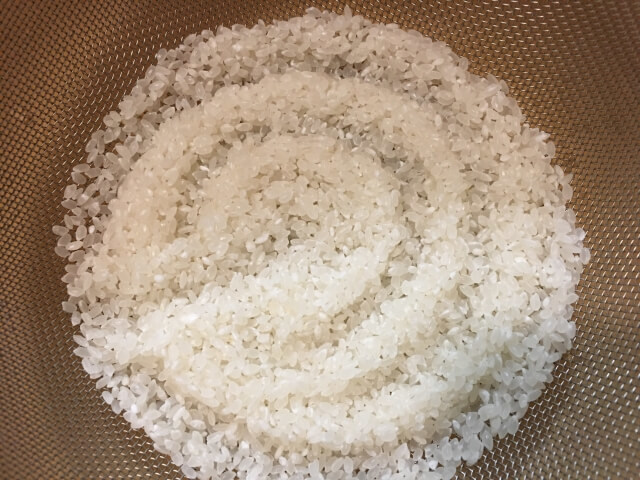 海外のお米はしっかりと洗う 海外のお米はしっかりと洗う
