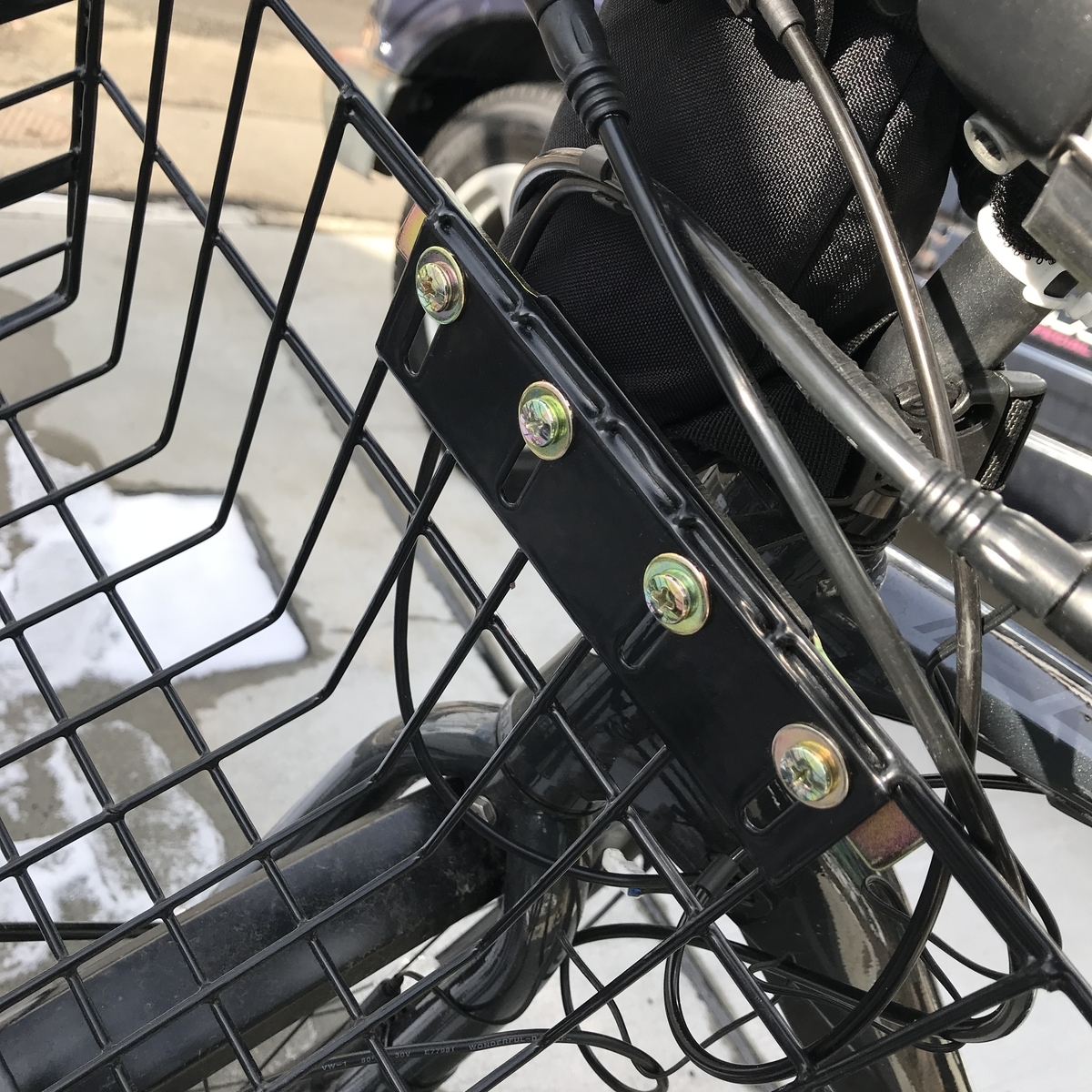 オフィス プレス e カゴ あさひ・オフィスプレスeの前カゴを交換 