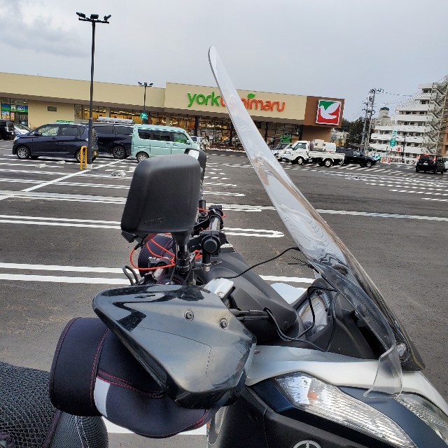 トリシティ125のGIVIのロングスクリーンを取り付けた話。 - チャリオで