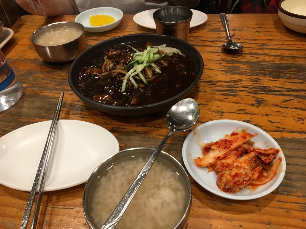 f:id:yofukashi_chocolate:20190223223409j:plain f:id:yofukashi_chocolate:20190223223409j:plain