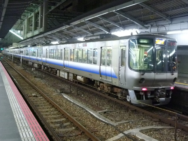 ＪＲ223系0番代　ＪＲ大阪環状線関空／紀州路快速